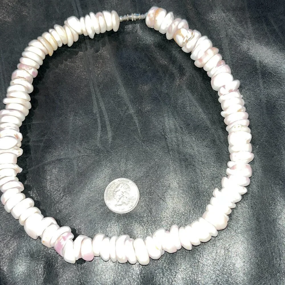 VINTAGE HAWAIIAN GENUINE PUKA SHELL NECKLACE EXTRA LARGE SHELLS  20